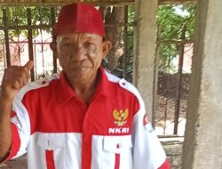 Toam, Mengingatkan Marinus Yaung Untuk Menjaga Etika dan Tanggung Jawabnya Sebagai Pendidik di Universitas Cenderawasih.