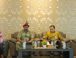 Dr. Sumule Tumbo Wakili Mendagri Paparkan Strategi Akselerasi Kesejahteraan Orang Asli Papua